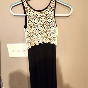 Design history girls size M dress black/cream